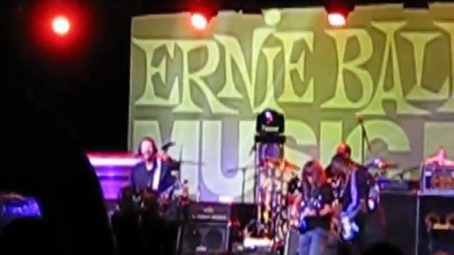 Paul Gilbert Randy Jackson Dave Larue NAMM 2012