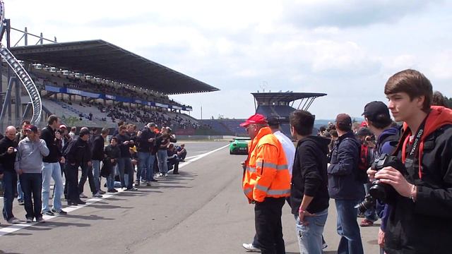 VLN 4. Lauf 28.05.2011, Aston Martin V12 Zagato Sound смотреть онлайн