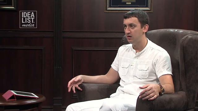 Олег Маслов 'За 2-3 года электромобиль окупается полностью' интервью IDEALIST.media 1.08.2016 смотреть онлайн