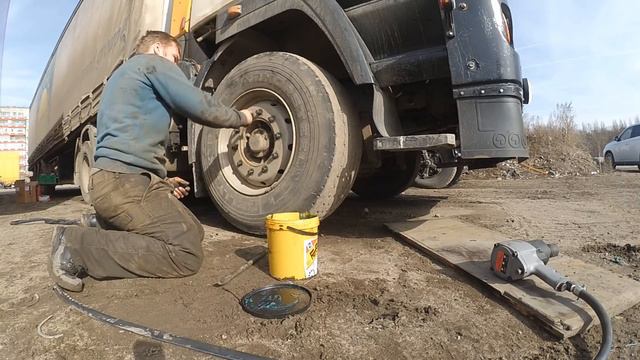 Дальнобой.48 / Вот это поворот!! МАЗ 5440 смотреть онлайн