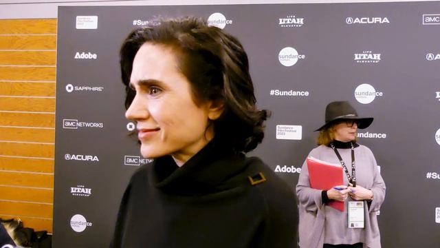 Jennifer Connelly Talks Bad Behaviour At Sundance смотреть онлайн