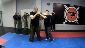 Как прятаться за руки в защите. Михаил Грудев. Боевое искусство ИЗВОР