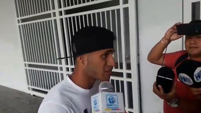 Robert Burbano, Volante de Emelec смотреть онлайн