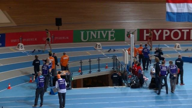 400m Vrouwen.Nk Indoor Atletiek 2013