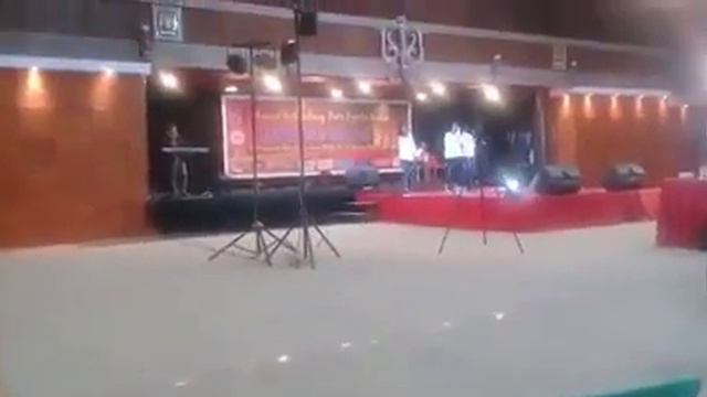 TAPUT MENCARI BAKAT-3.Porompom-pom untuk kontestan Trio смотреть онлайн