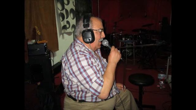 Manuel João C. Gonçalves canta versão (Guitarra toca baixinho) de Francisco José смотреть онлайн