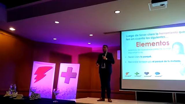 Carlos Andres Suares + Contacto Efectivo смотреть онлайн