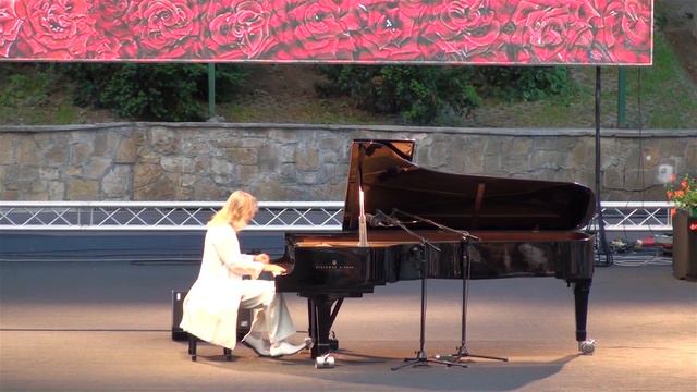 Artur Papazian Opera Lesna Chopin Polonaise In A Major, Op. 40