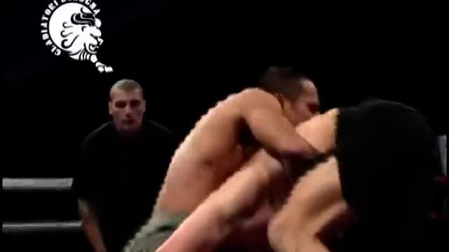 Riccardo Cobra Cumani VS Luca Melis MMA 2010 gladiatori X смотреть онлайн