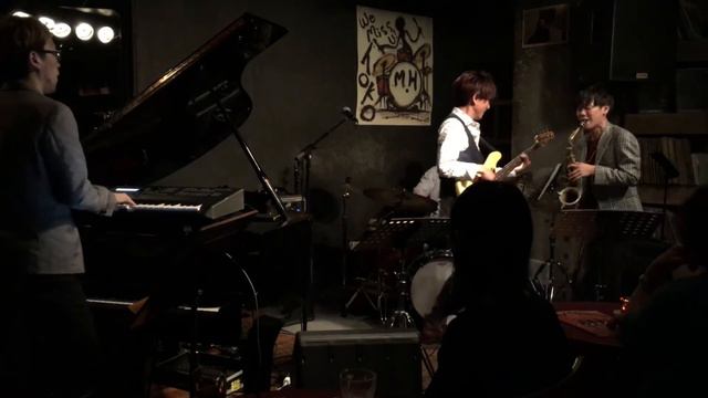 坂本竜太(B)･中山拓海(Sax)･半田アキノリ(Key)･御木惇史(Dr) / Sunk In The Funk смотреть онлайн