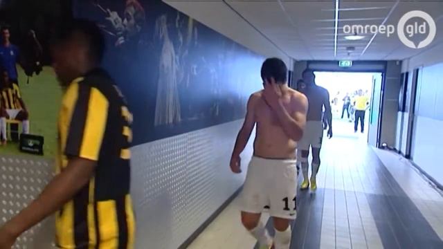 Fris Vitesse wint in GelreDome смотреть онлайн