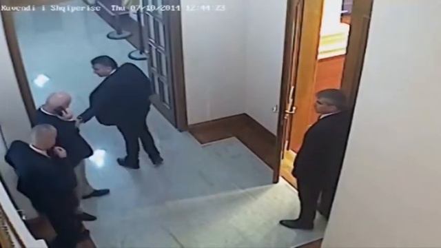 Kritika Socialiste. Marko Bello: Rama Pakt Me “djallin”