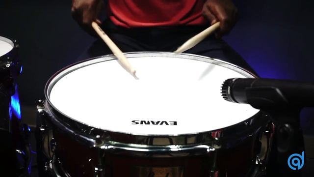 Evans HD Dry Snare Drum Head смотреть онлайн