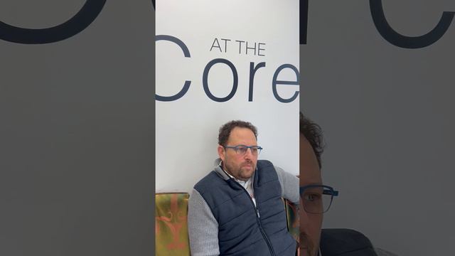 Yaron - MBST® therapy For Knee Pain смотреть онлайн