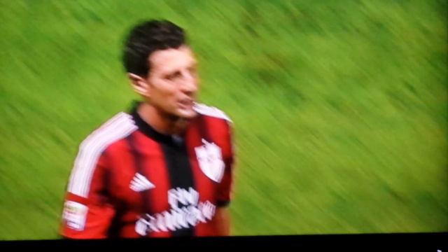 Red card bonera parma vs milan смотреть онлайн