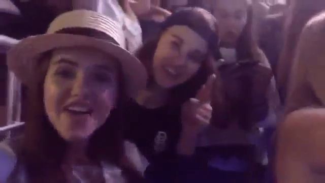 Ангелина Романовская и Аня Бобровская " Абсолютно все" смотреть онлайн