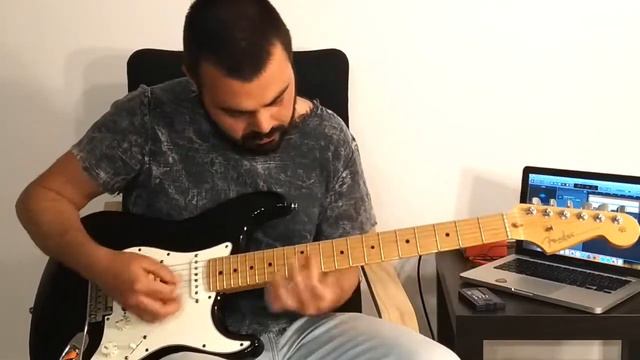 Stevie Ray Vaughan - Scuttle Buttin' cover смотреть онлайн