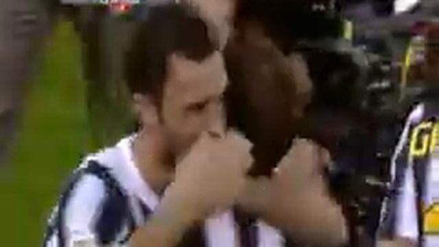 Чемпионат Италии 2011 12 Ювентус 2 0 Милан 2 й гол Маркизио смотреть онлайн