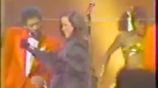 Soul Train 87' - The Whispers (RIP Nicholas Caldwell/Marcus Hutson) w/ Sally Achenbach/Sheila Lewis