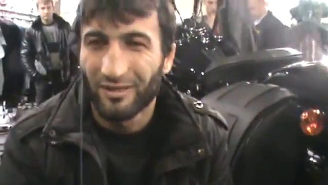 Бахтир Арзуманов пред боем с Сергеем Гречкой смотреть онлайн