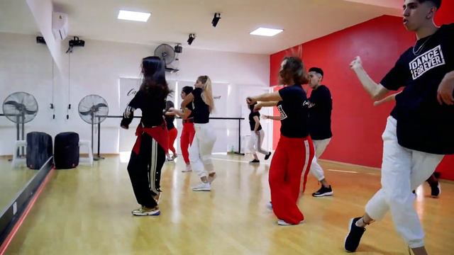 Camila Insua Estudio! смотреть онлайн