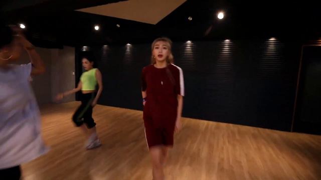 Missy Elliott-WTF(Where They From)(Feat. PharrellWilliams) / dsomeb Choreography & Dance смотреть онлайн