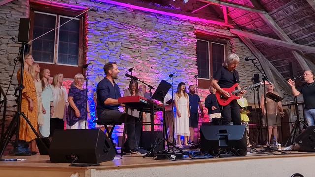 Satellit Janne Schaffer, Jonas Gideon och Forsa Voices смотреть онлайн