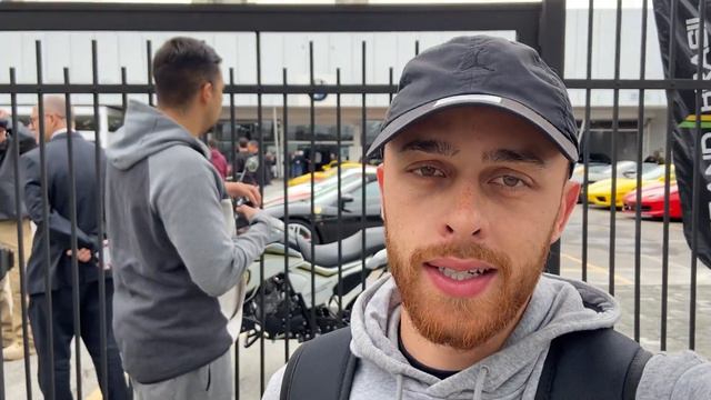 FERRARI ACELERANDO EM SÃO PAULO - RONCO LINDO! смотреть онлайн