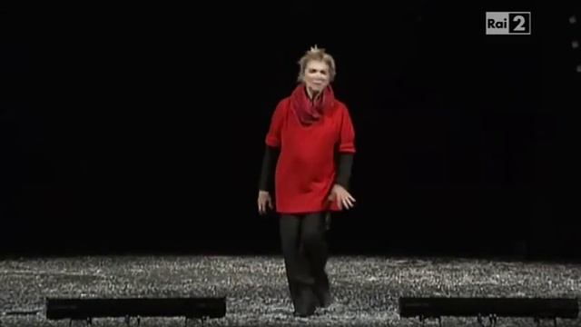 Sola me ne vo Mariangela Melato смотреть онлайн