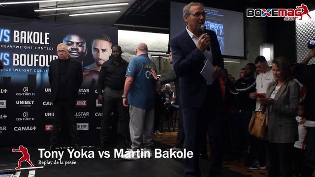 Replay - Tony Yoka vs Martin Bakole - Vidéo de la pesée officielle смотреть онлайн