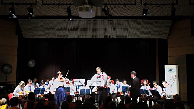 Tango pour Claude - R. Galliano - Даниил Варфоломеев с оркестром народных инструментов "Пролісок" смотреть онлайн
