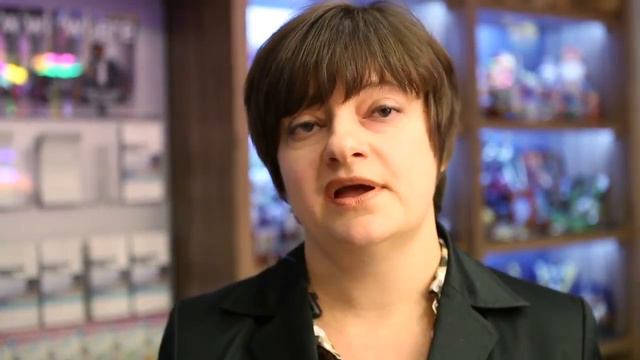 Елена Микола о Карен Тран