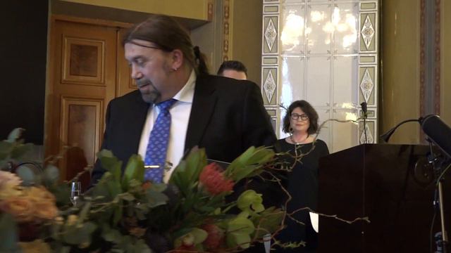 Runeberg-kirjallisuuspalkinto Ralf Andtbackalle смотреть онлайн