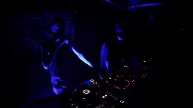 DUBROFF & VALO // SPEKTRO LIVE SET 31-05-2019 смотреть онлайн