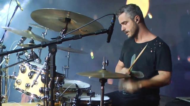 Drum Cam - Pé na Areia (Diogo Nogueira) por Carlos Borim смотреть онлайн