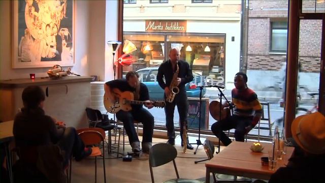 Morten Minothi Kristiansen, Rolf-Erik Nystrøm & Arthur "Asah" Tawapei @ Sound Of Mu, June 2012 смотреть онлайн