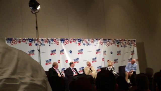 Brad Sherman vs. Roger Stone on Impeachment [Politicon 2017] смотреть онлайн