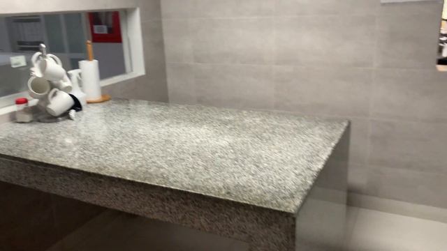 Edificio como oficina en Av Ignacio Merino, Lince смотреть онлайн