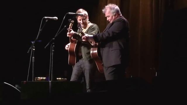 John Prine, Dan Auerbach (of Black Keys), "That's the Way the World Goes Round" смотреть онлайн