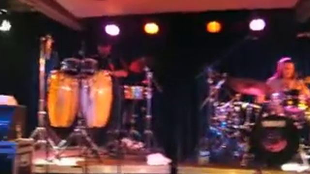 Del Castillo - Home part 2 - Da Guitar Duel!! смотреть онлайн