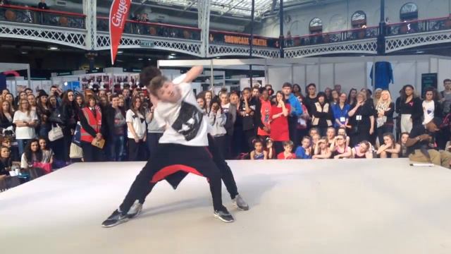 AYD | Move It 2014