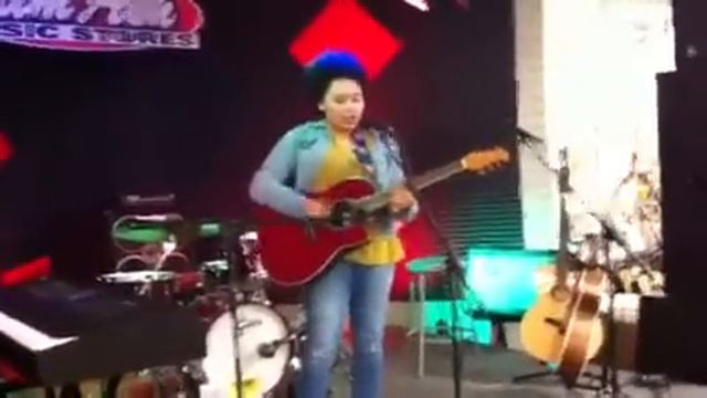 Lila Perkins (Sam Ash)