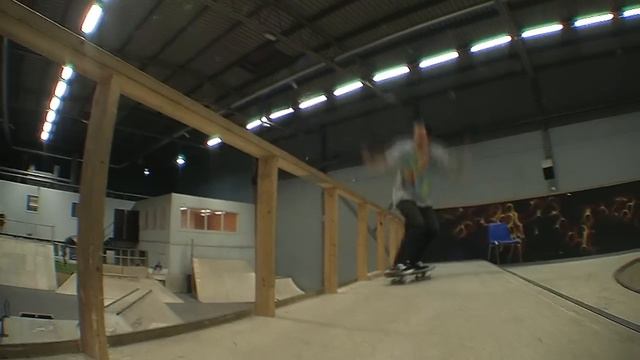 tricktip noseslide with stefan helin & johan lindström смотреть онлайн