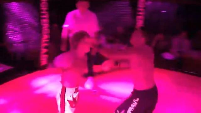 FIGHTERGALLA 17 MICHAEL ANDERSEN MIKENTA ALBERTSLUND VS MADS BONDO FIGHTGYM DK смотреть онлайн
