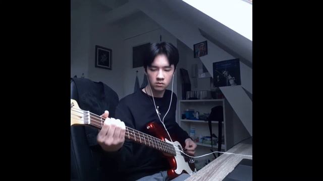 The Smiths - Is It Really So Strange (Bass Cover) смотреть онлайн