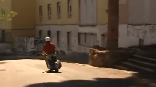 Nanni Moretti - Aprile - Il compleanno смотреть онлайн