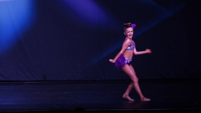 Landree Douglas - Violet смотреть онлайн