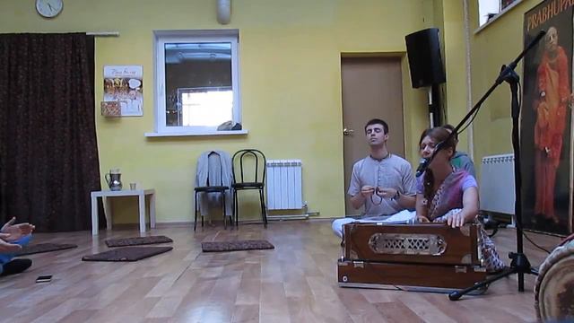 Киртан на экадаши 19.03.2016 Лакшмиджи д.д. смотреть онлайн