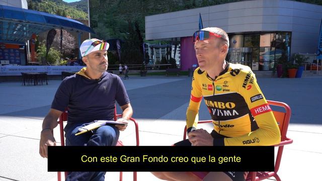Robert Gesink en la Gran Fondo Encamp Pas de la Casa смотреть онлайн