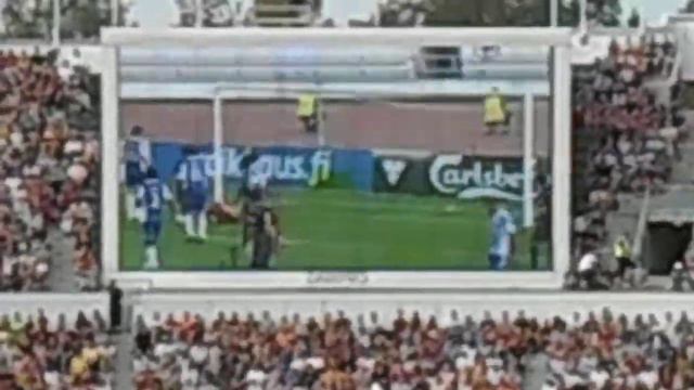 Pique goal - HJK vs FC Barcelona in Helsinki